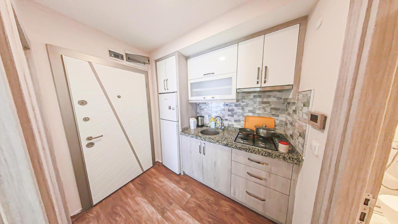 Cozy Flat Close To Konyaalti Beach '6' Antalya Kültér fotó
